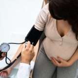 Hipertensão Gestacional: Riscos, Sintomas e Cuidados Essenciais